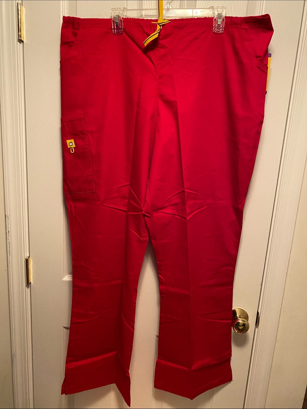 WonderWink Women’s Red Flare Leg Scrub Pants…size 3X Tall